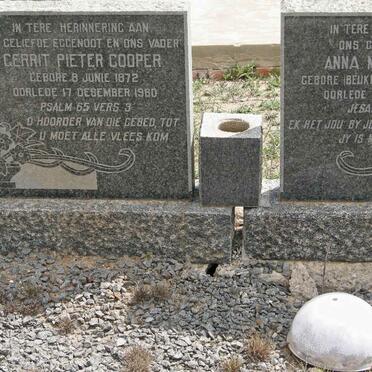 COOPER Gerrie Pieter 1872-1960 &amp; Anna Maria BEUKES 1884-1970