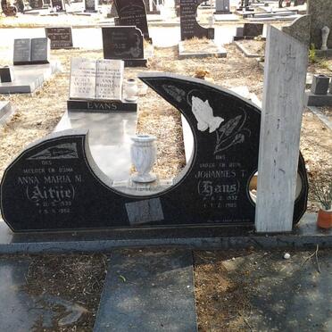 ? Johannes T. 1932-1985 &amp; Anna Maria M. 1930-1982