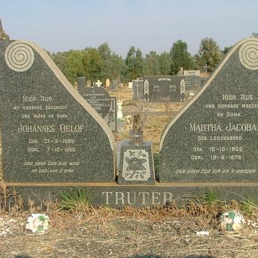 TRUTER Johannes Oelof 1895-1960 &amp; Martha Jacoba LOGGENBERG 1902-1976