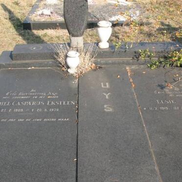 U - Surnames :: Vanne - U