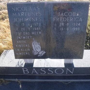 BASSON Nicolaas Martunes Johannes 1923-1988 &amp; Jacoba Frederica 1924-1999