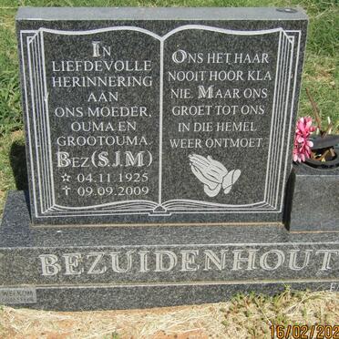 BEZUIDENHOUT S.J.M. 1925-2009
