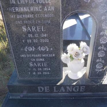 LANGE Sarel, de 1941-2000 &amp; Sarie 1954-2015