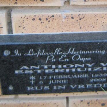 ESTERHUIZEN Anthony W. 1939-2008