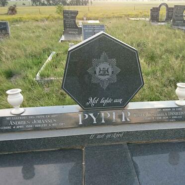 PYPER Andries Johannes 1920-1985 &amp; Regina Dorathea Danielina Joachimina HAASBROEK 1934-1998