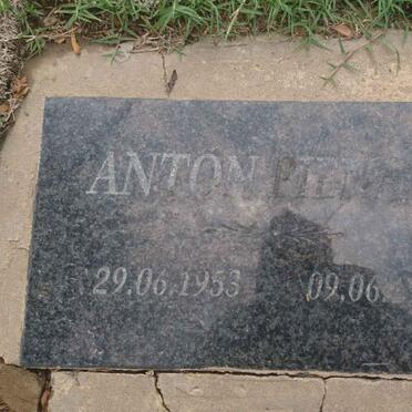 PIENAAR Anton 1953-1995