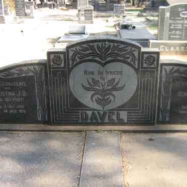 DAVEL Hendrik Jacobus Willem 1890-1957 &amp; Christina J.D. DELPORT 1890-1975