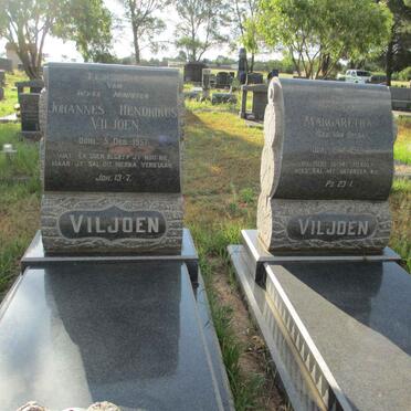 V - Vanne :: Surnames - V