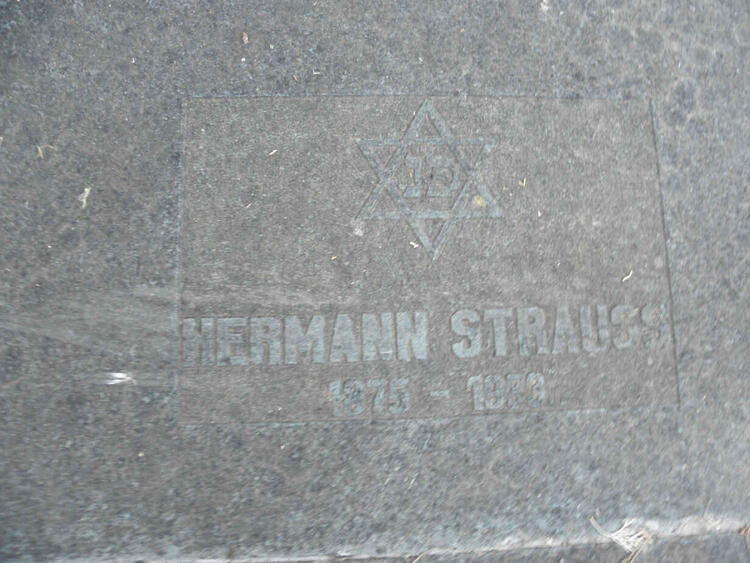 STRAUSS Hermann 1875-1938