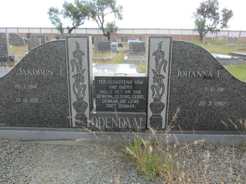 ODENDAAL Jakobus J. 1914-1981 & Johanna E. 1911-1982