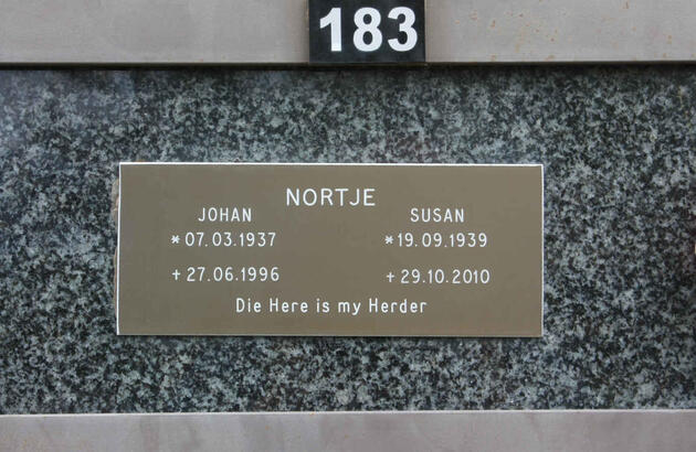 NORTJE Johan 1937-1996 & Susan 1939-2010