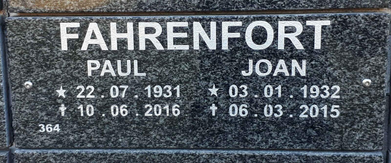 FAHRENFORT Paul 1931-2016 & Joan 1932-2015