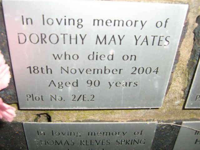 YATES Dorothy May -2004