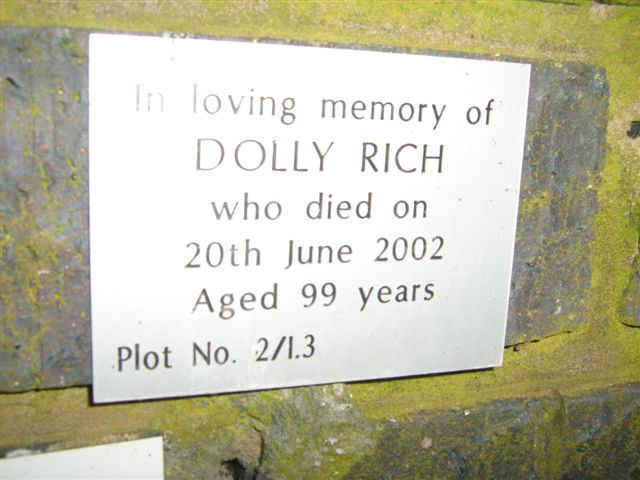 RICH Dolly -2002
