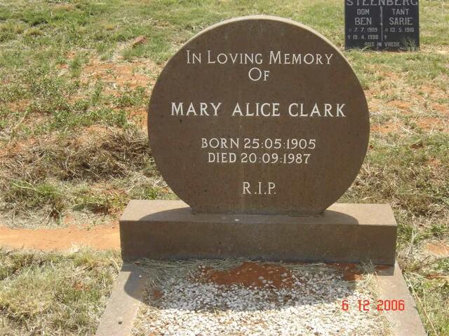 CLARK Mary Alice 1905-1987