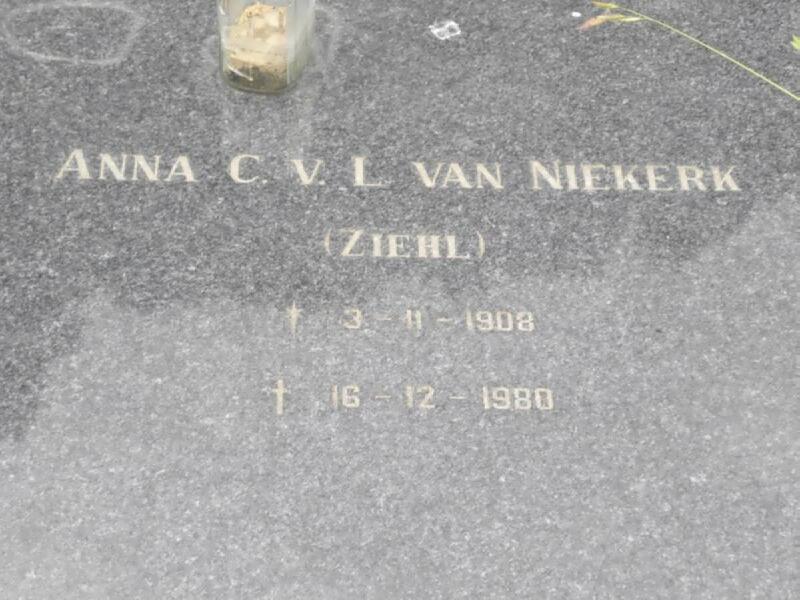 NIEKERK Anna C.V.L., van nee ZIEHL 1908-1980