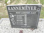 KANNEMEYER Evie 1947-2003