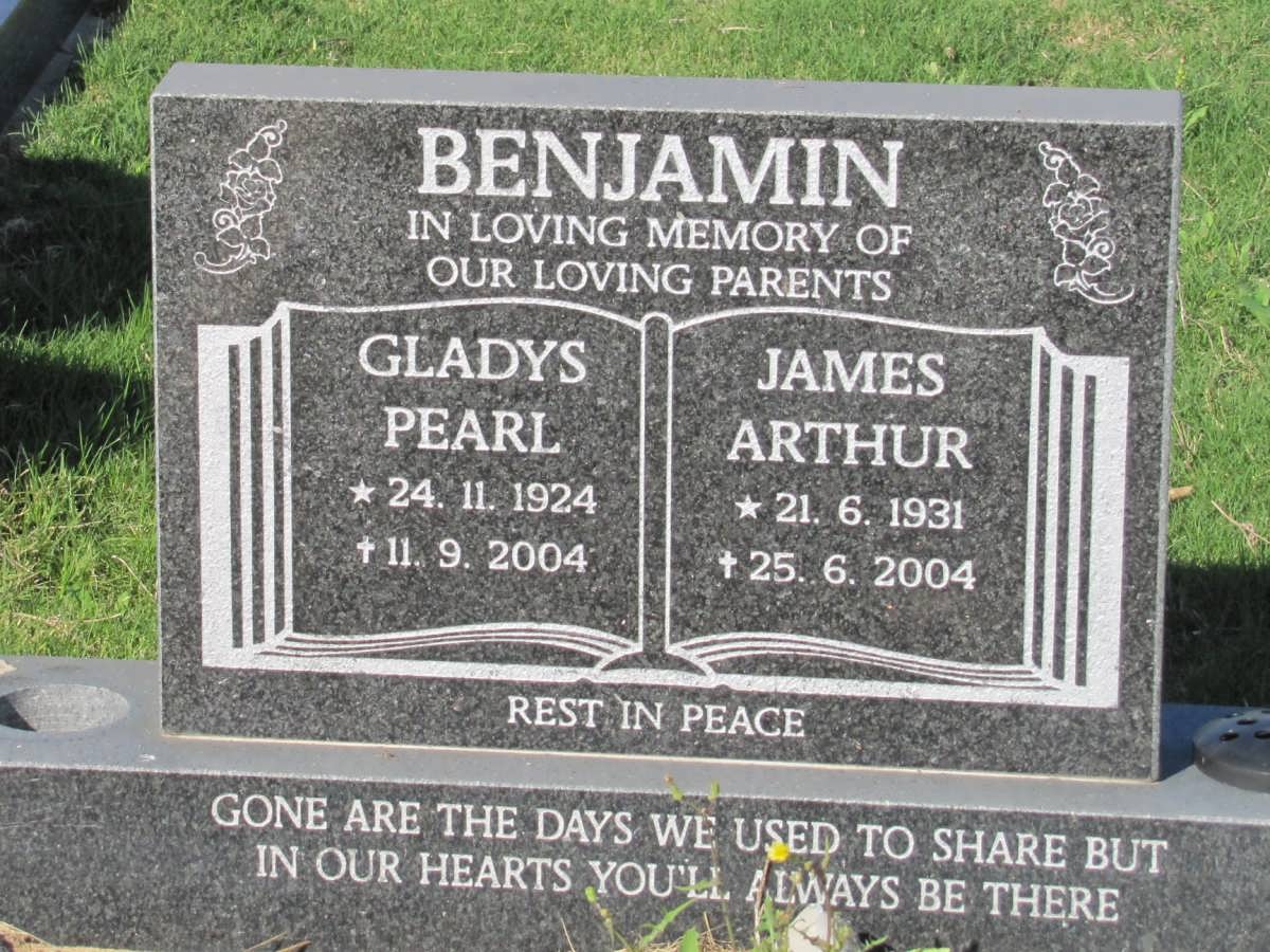 BENJAMIN James Arthur 1931-2004 & Gladys Pearl 1924-2004