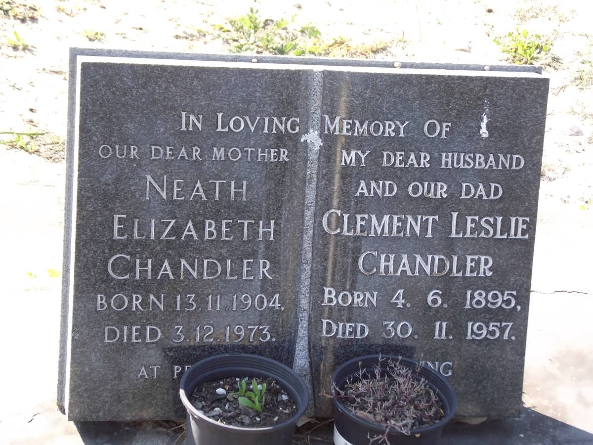 CHANDLER Clement Leslie 1895-1957 & Neath Elizabeth 1904-1973