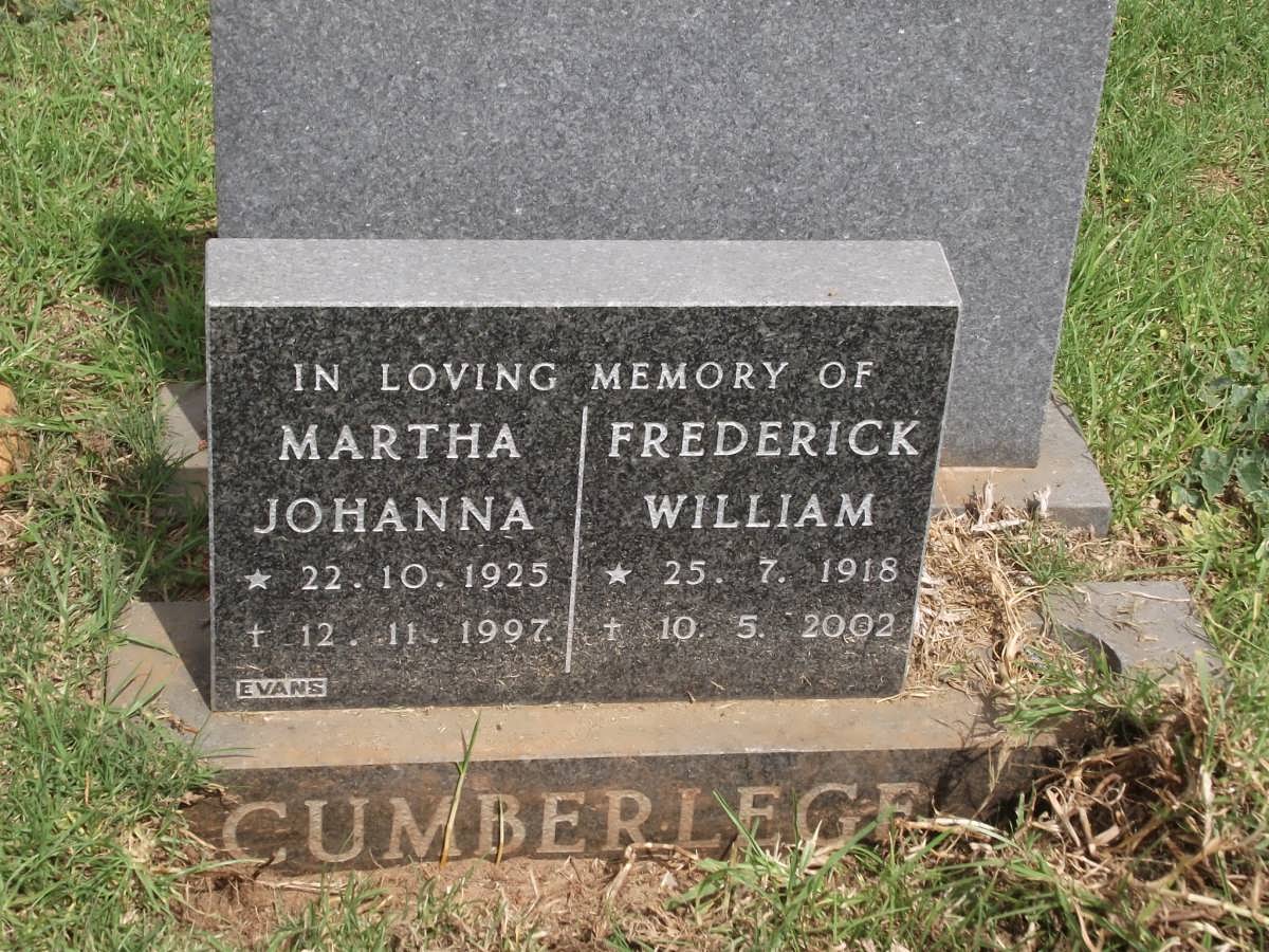 CUMBERLEGE Frederick William 1918-2002 & Martha Johanna 1925-1997