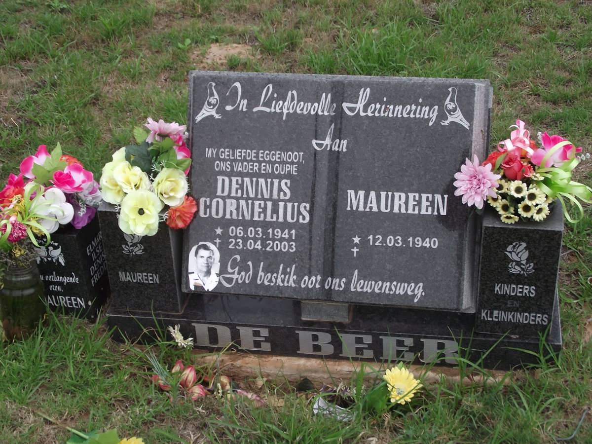 BEER Dennis Cornelius, de 1941-2003 & Maureen 1940-