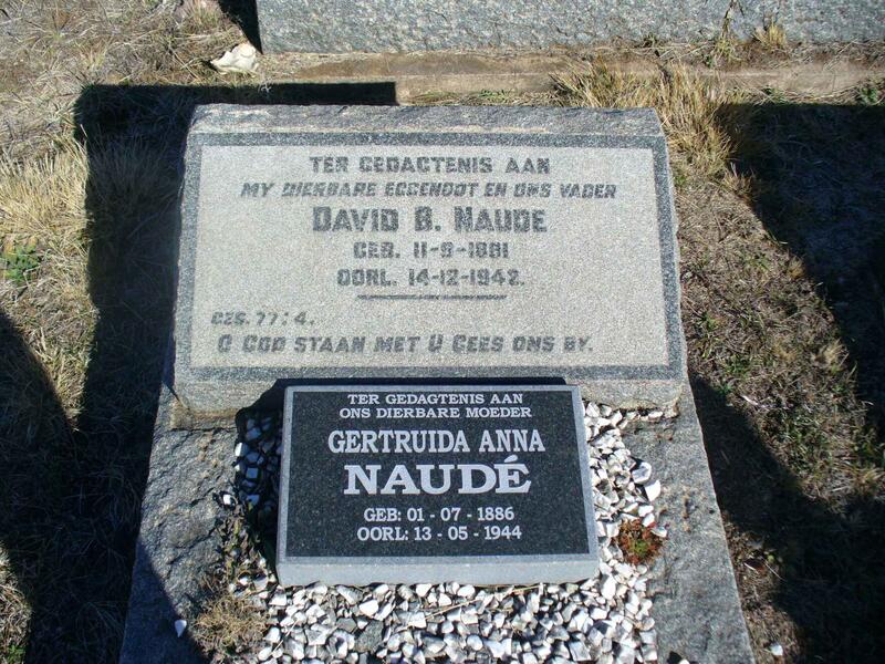 NAUDE David B. 1881-1942 & Gertruida Anna 1886-1944
