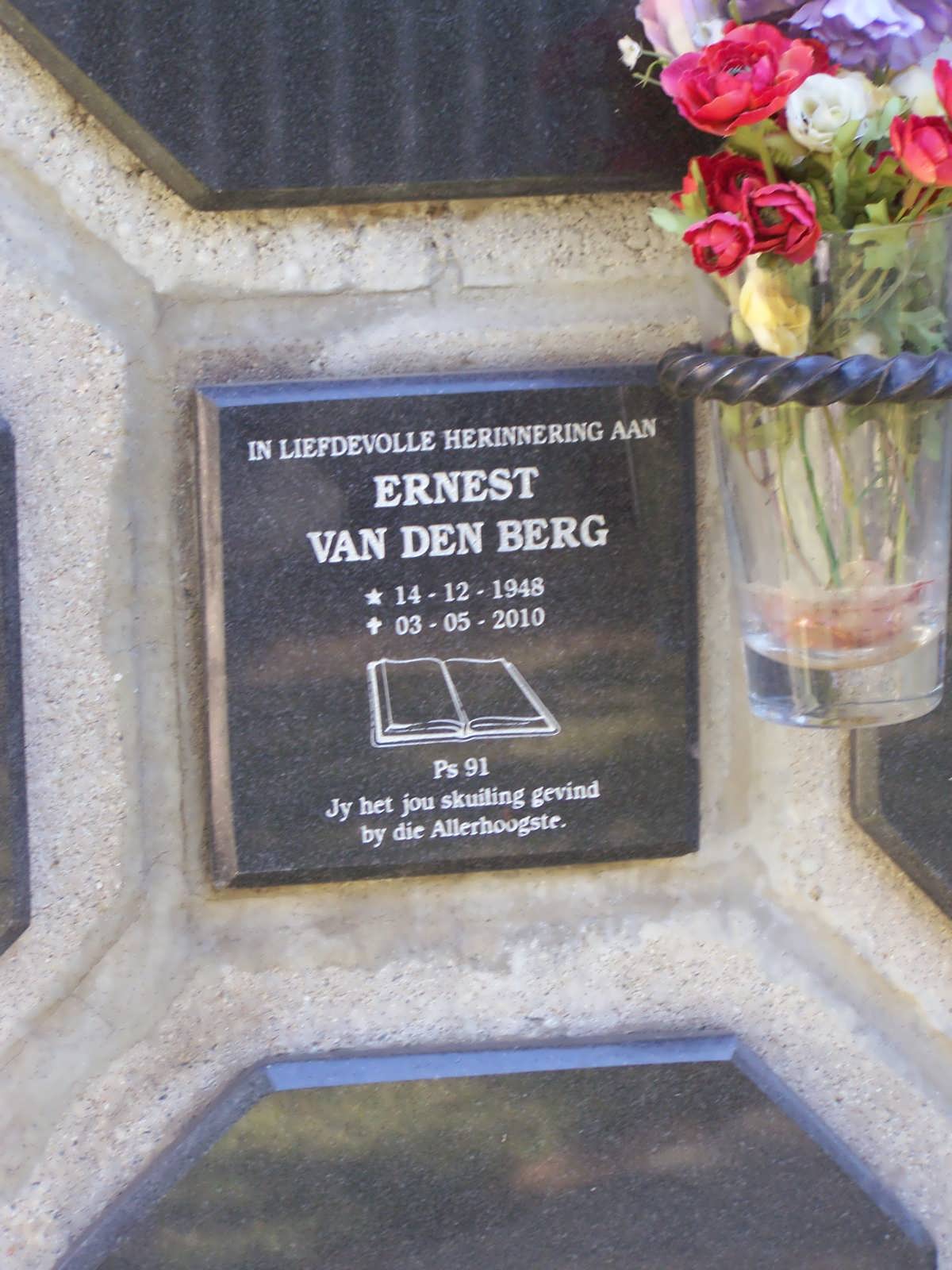 BERG Ernest, van den 1948-2010