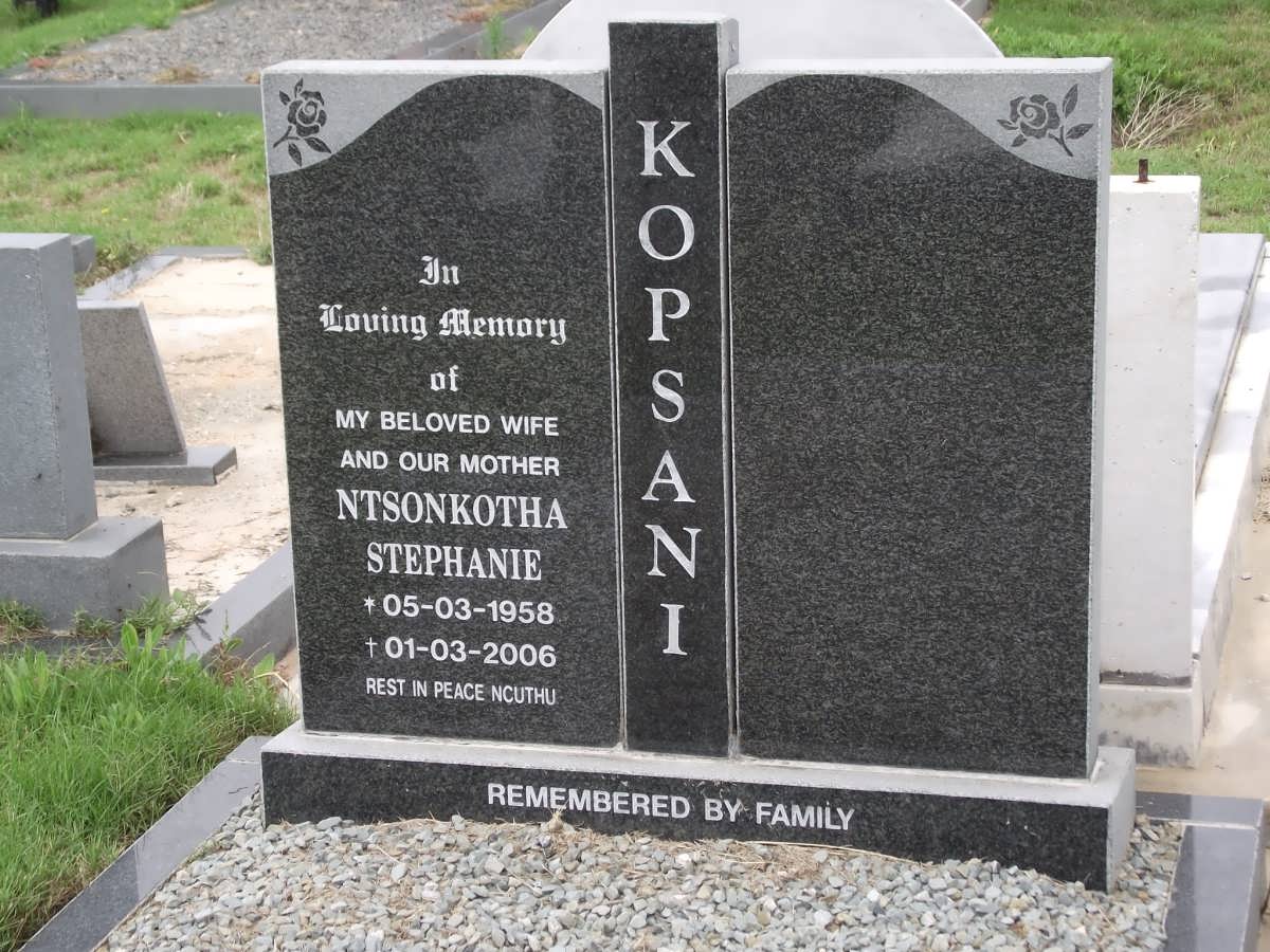 KOPSANI Ntsonkotha Stephanie 1958-2006