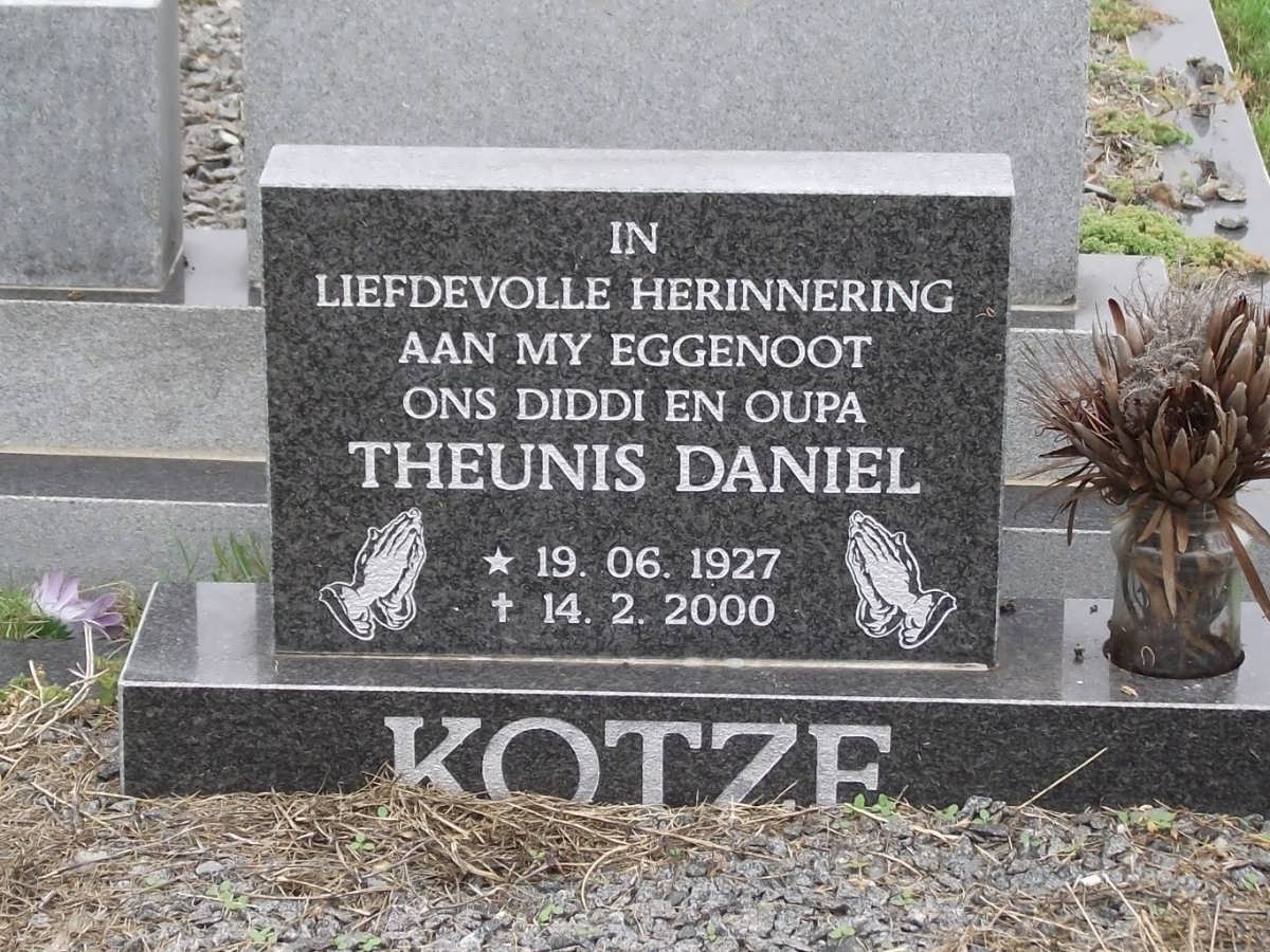 KOTZE Theunis Daniel 1927-2000