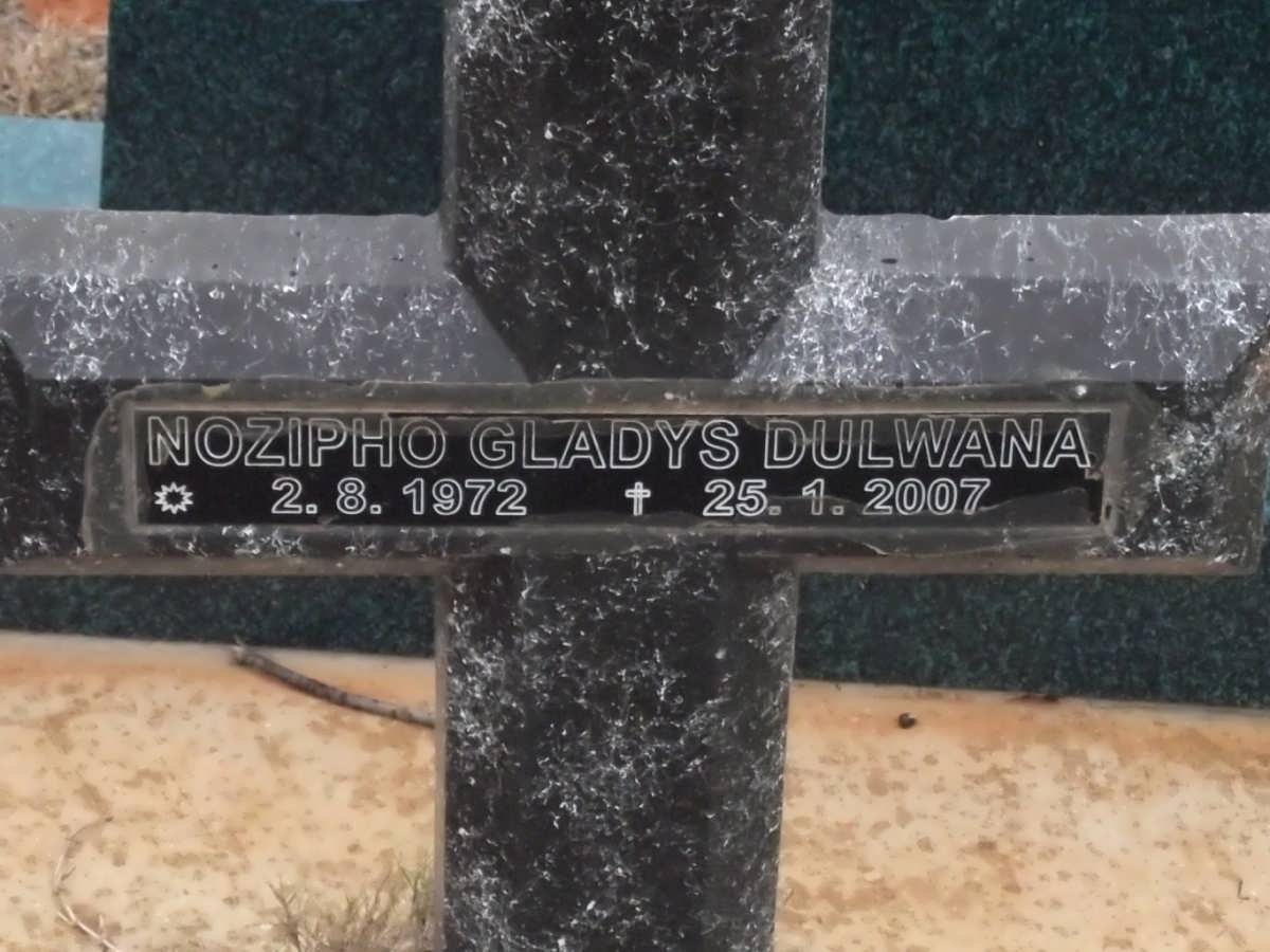 DULWANA Nozipho Gladys 1972-2007