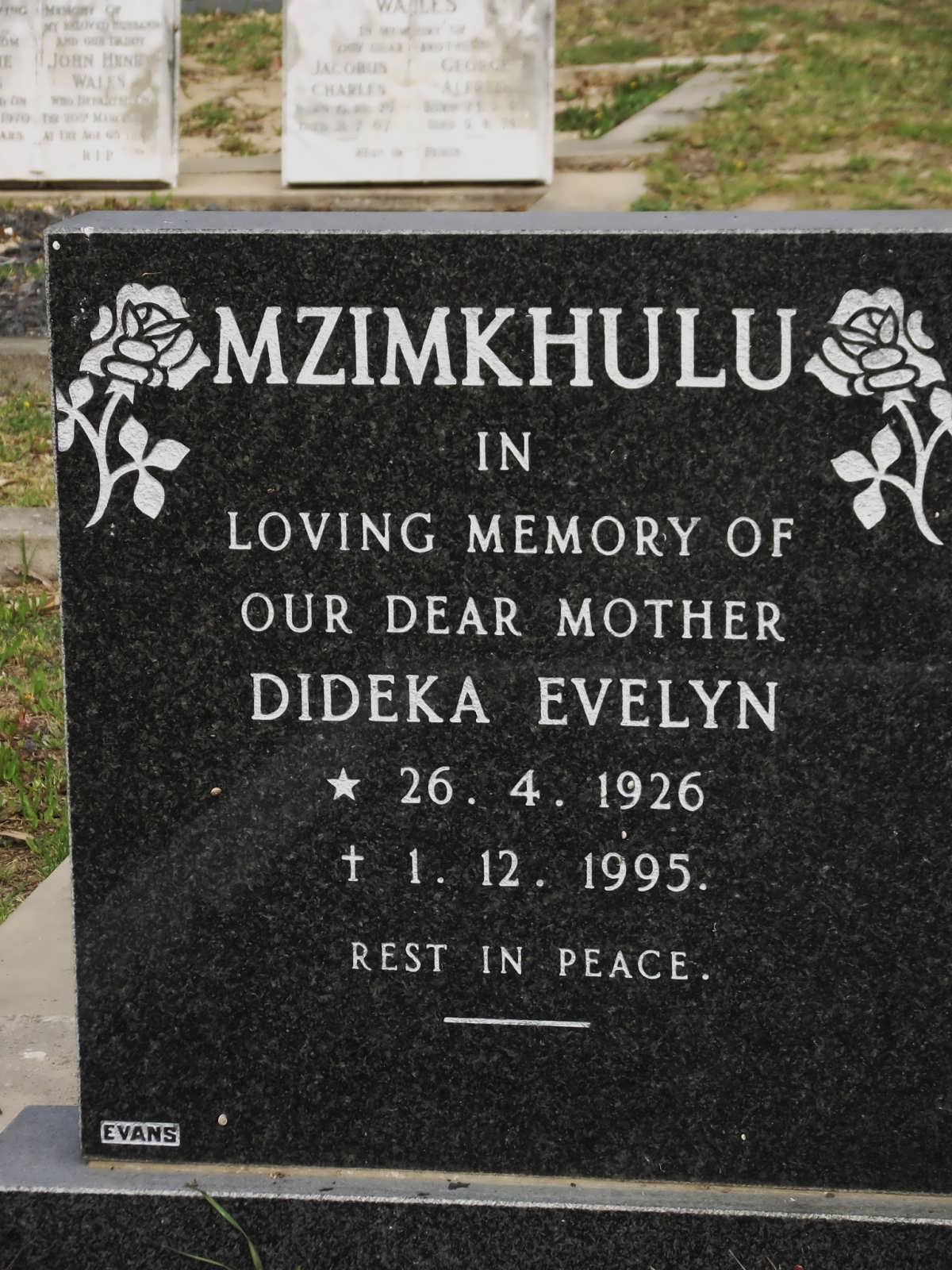MZIMKHULU Dideka Evelyn 1926-1995