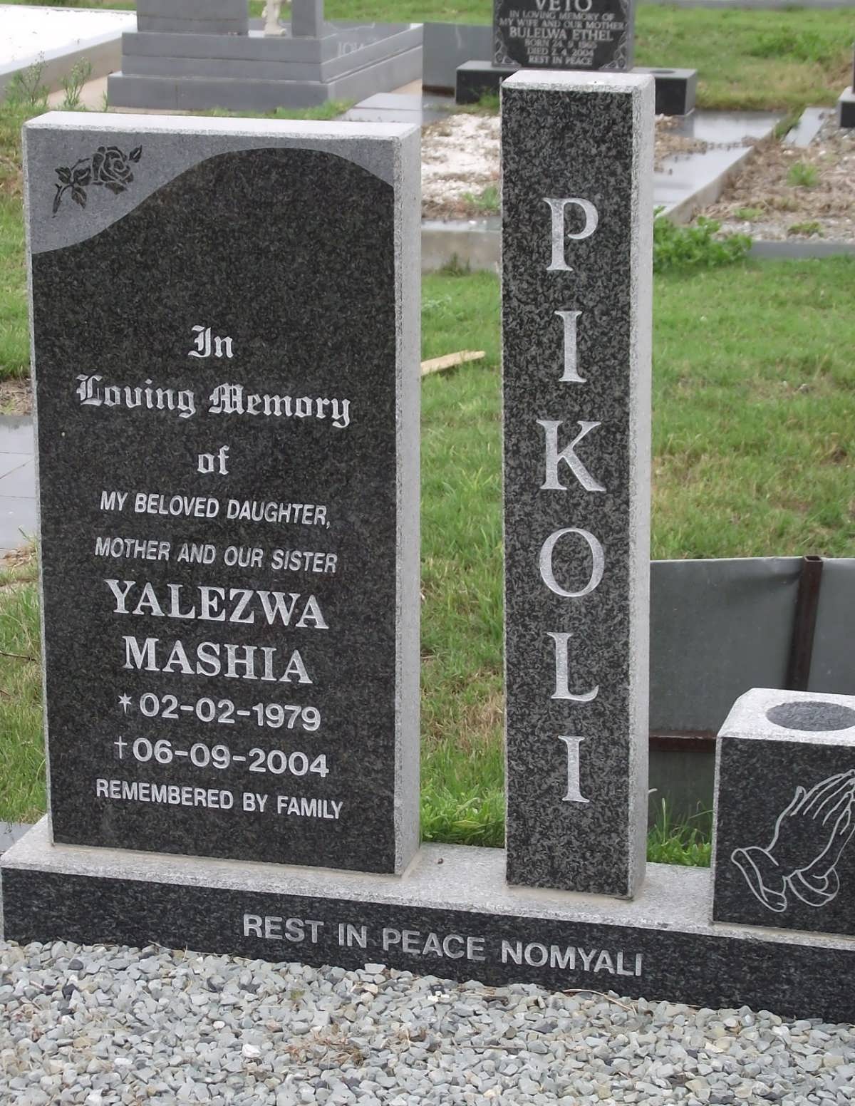 PIKOLI Yalezwa Mashia 1979-2004