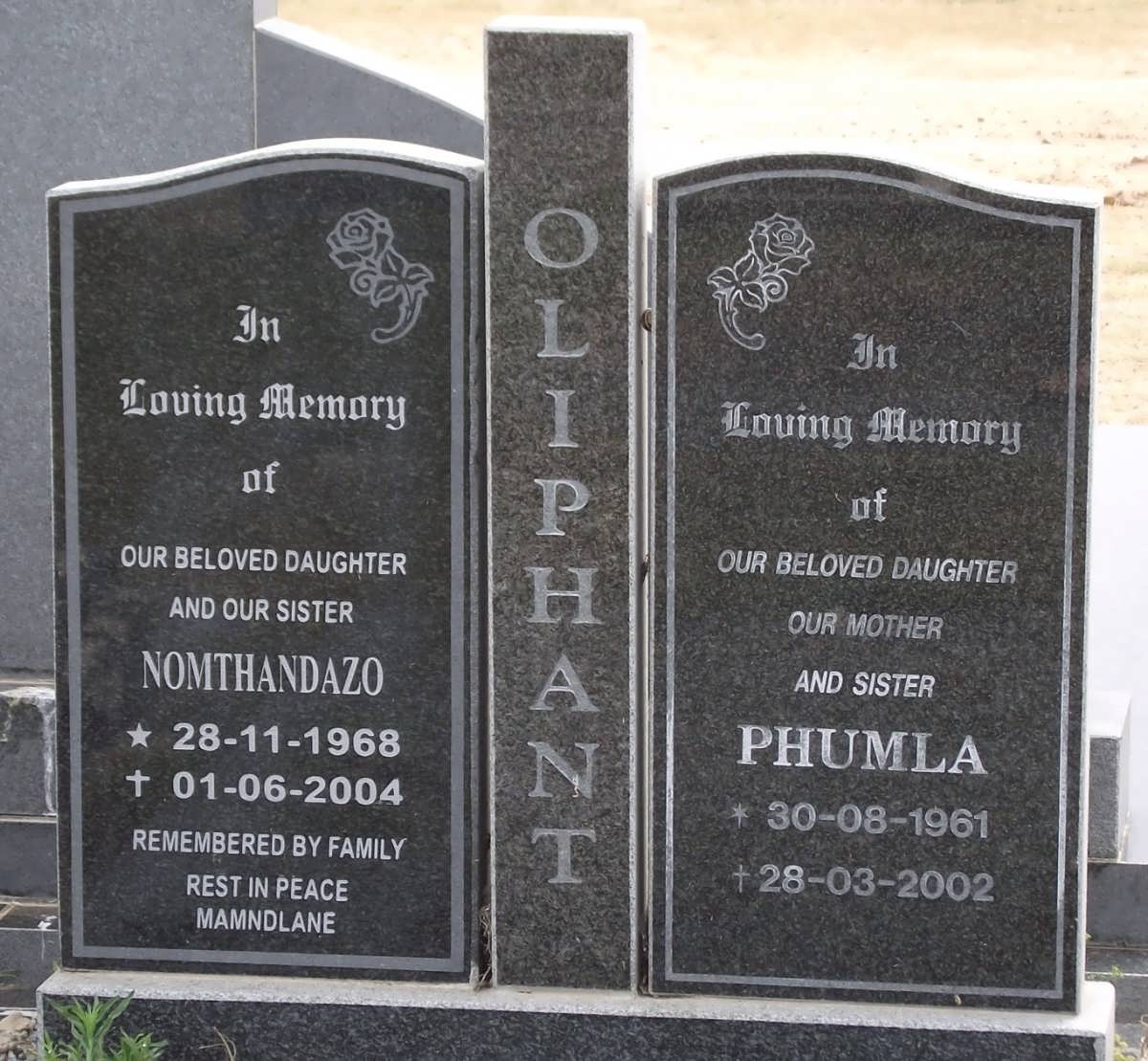 OLIPHANT Nomthandazo 1968-2004 :: OLIPHANT Phumla 1961-2002