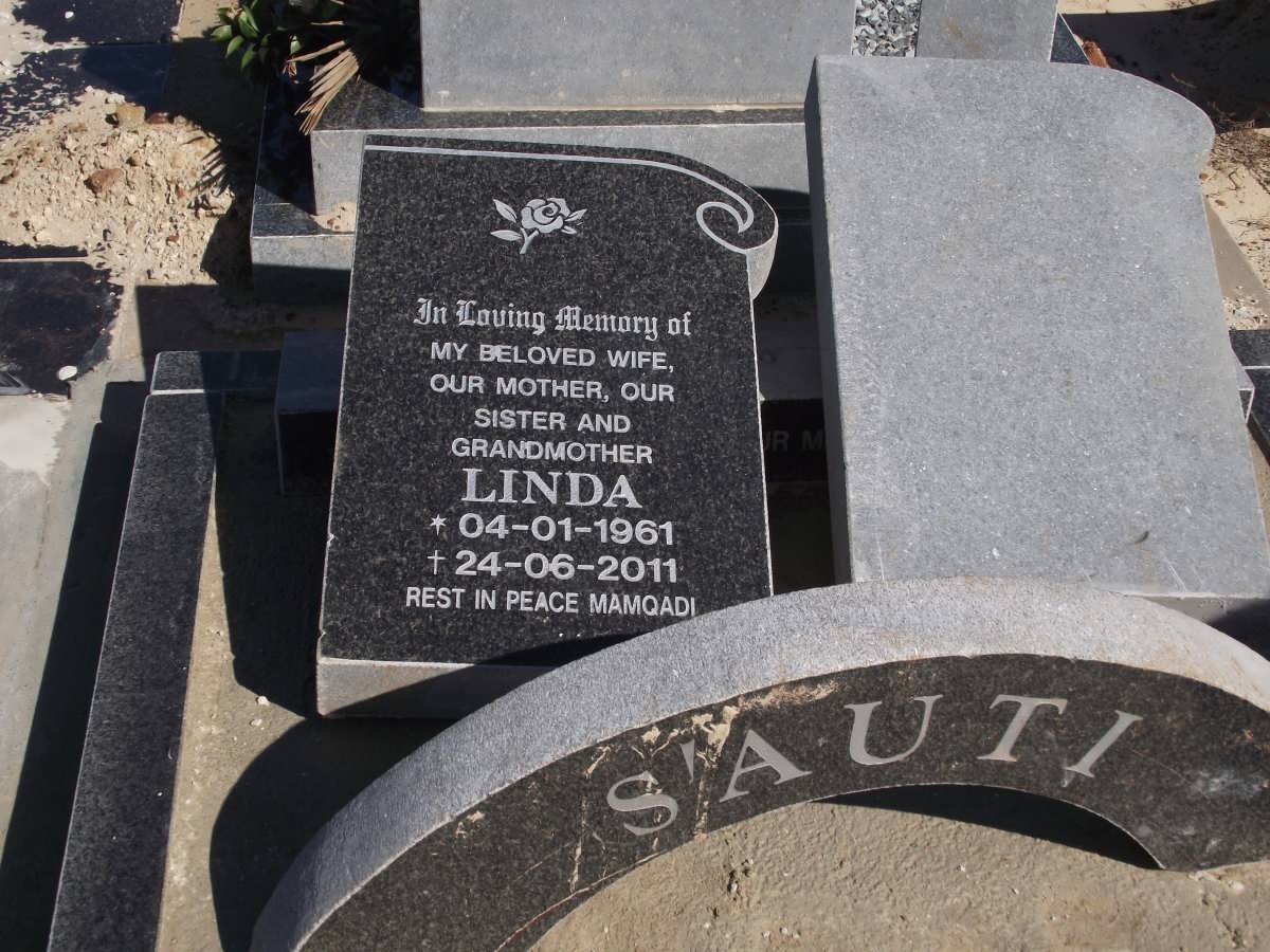 SAUTI Linda 1961-2011