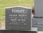 TUNLEY Arthur Wilfred 1912-1974 :: TUNLEY Barry Arthur 1969-1991