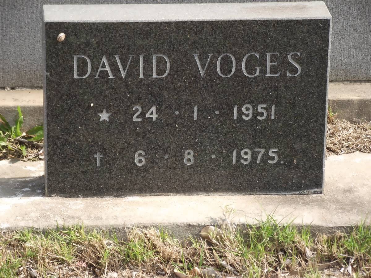 VOGES David 1951-1975
