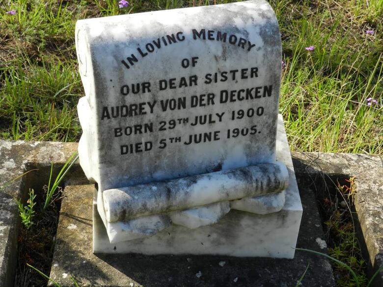 DECKEN Audrey, von der 1900-1905