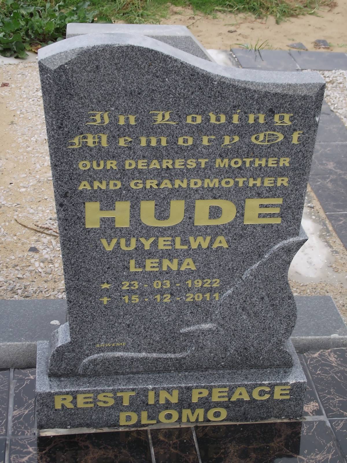 HUDE Vuyelwa Lena 1922-2011