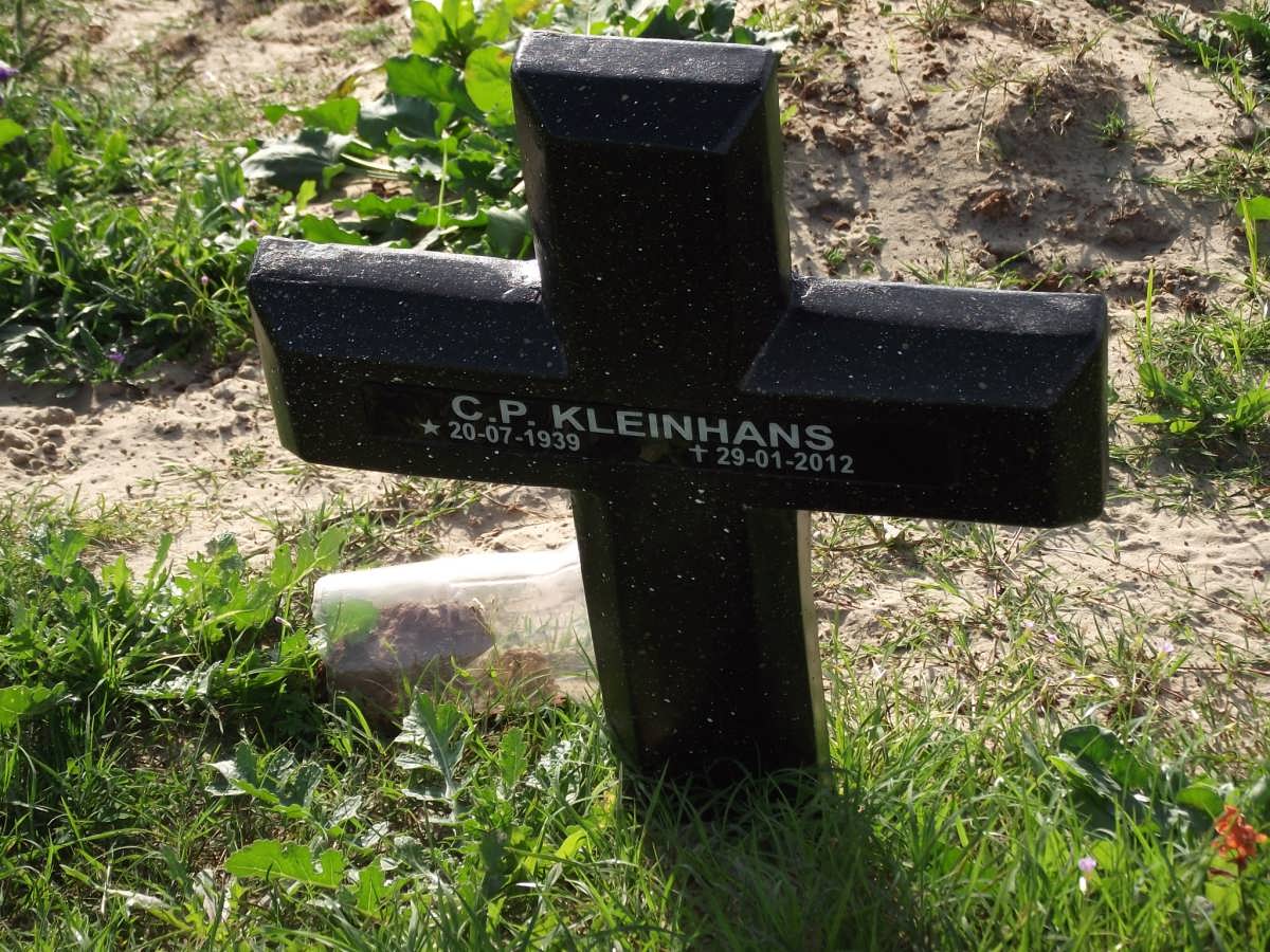 KLEINHANS C.P. 1939-2012