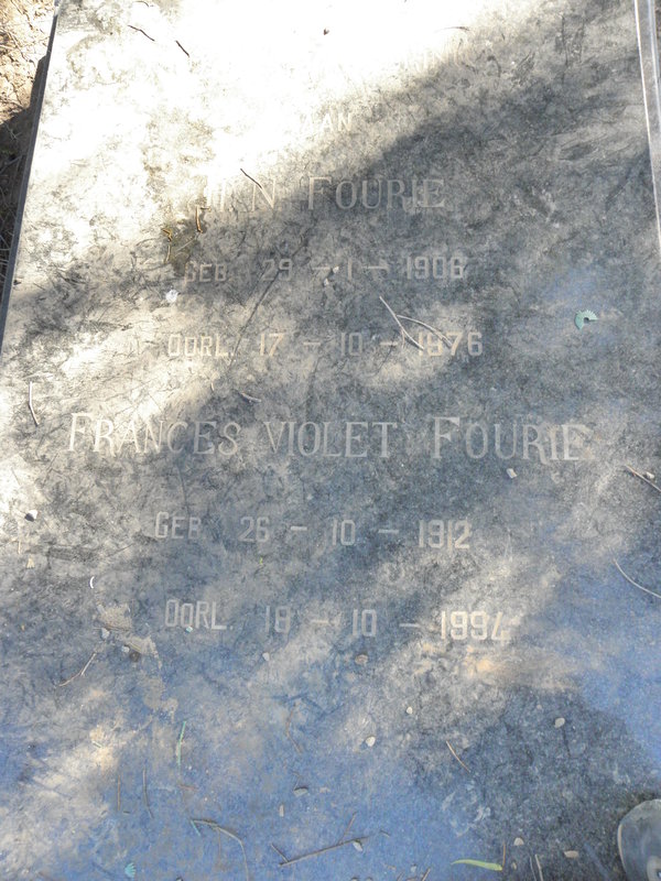 FOURIE H.N. 1906-1976 & Frances Violet 1912-1994