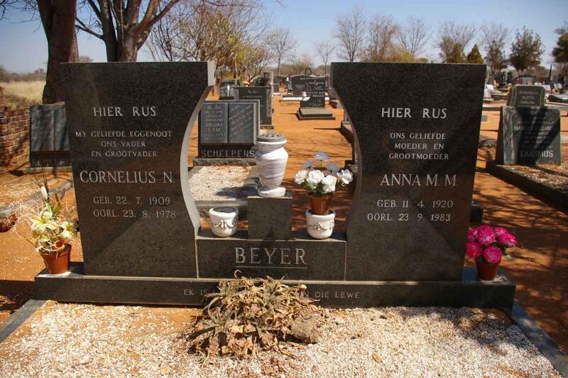 BEYER Cornelius N. 1909-1978 & Anna M.M. 1920-1983