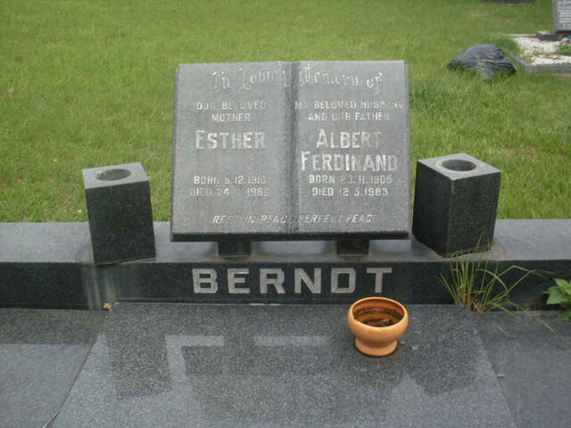 BERNDT Albert Ferdinand 1905-1983 & Esther 1910-1986