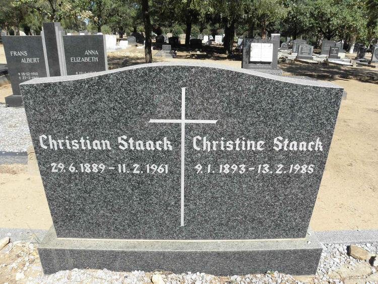 STAACK Christian 1889-1961 & Christine 1893-1985