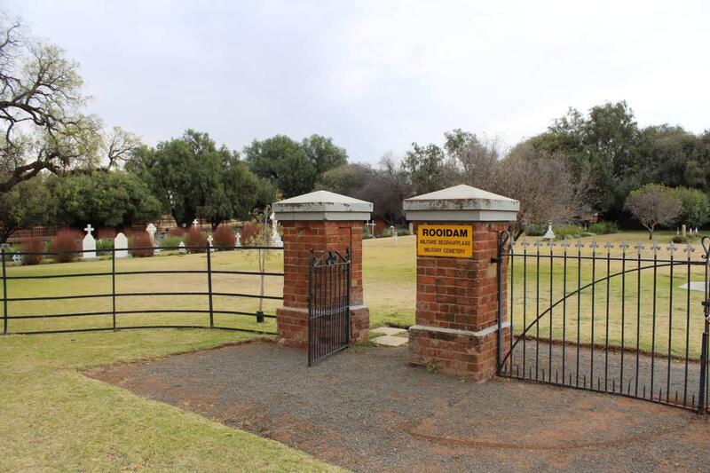 1. Entrance to the cemetery