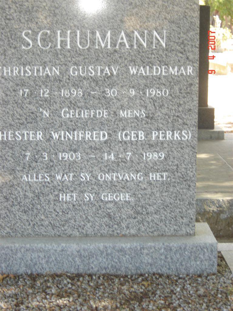 SCHUMANN Christian Gustav Waldemar 1898-1980 & Hester Winifred PERKS 1903-1989
