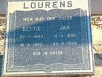 LOURENS Jan 1896-1959 & Bettie 1900-1985