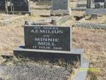 MOLL Aemilius -2001 & Minnie