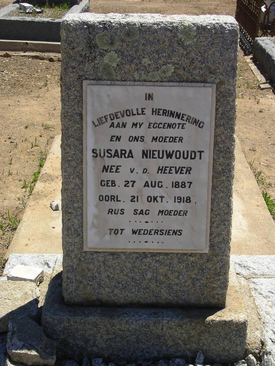 NIEUWOUDT Susara nee V.D. HEEVER 1887-1918