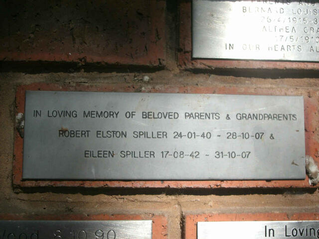 SPILLER Robert Elston 1940-2007 & Eileen 1942-2007