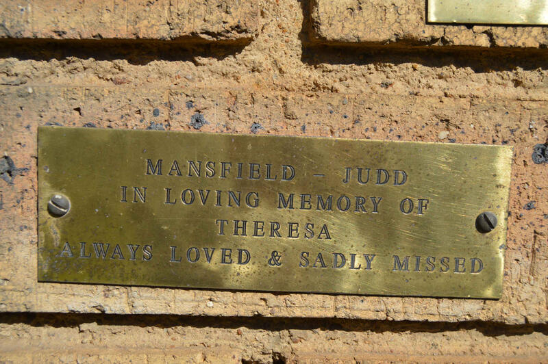 JUDD Theresa, MANSFIELD